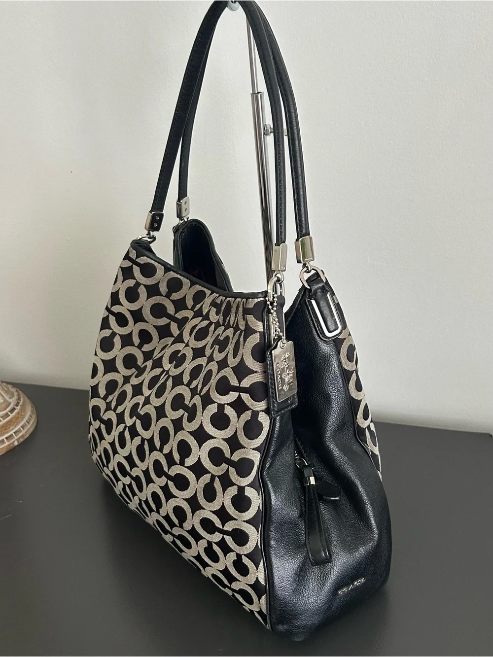 Coach Madison Signature Black Canvas Leather Shoulder Hobo Bag Large Purse